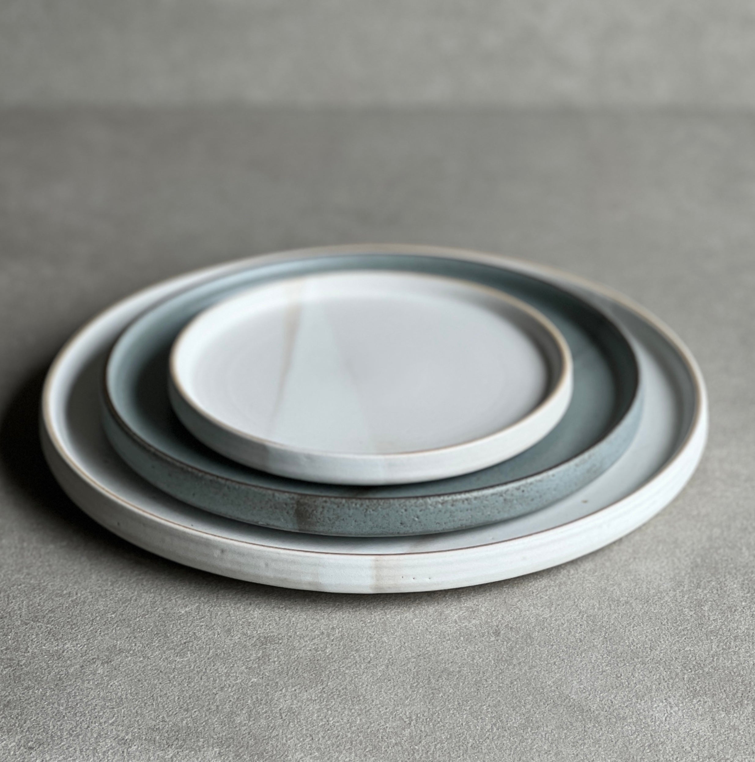 Plates and platters – Motion Ceramics